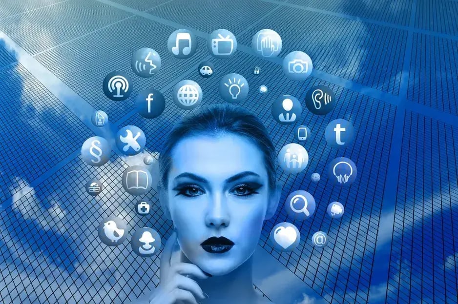 unnamed-blue-women_940x624